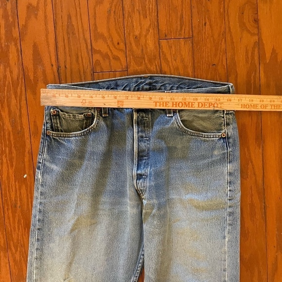 Men’s Levi’s 501 Straight Leg Light Wash 35 X 30 - Picture 4 of 5